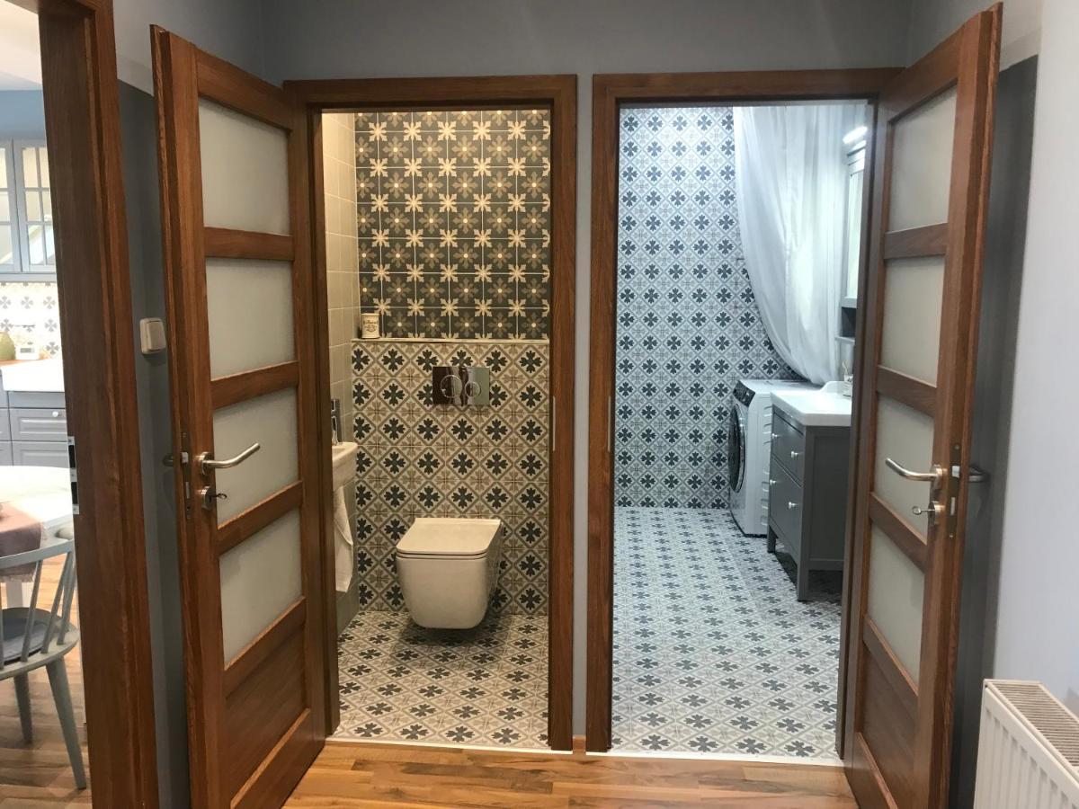 Attic Apartment On Waterfront / View / Netflix براغ المظهر الخارجي الصورة