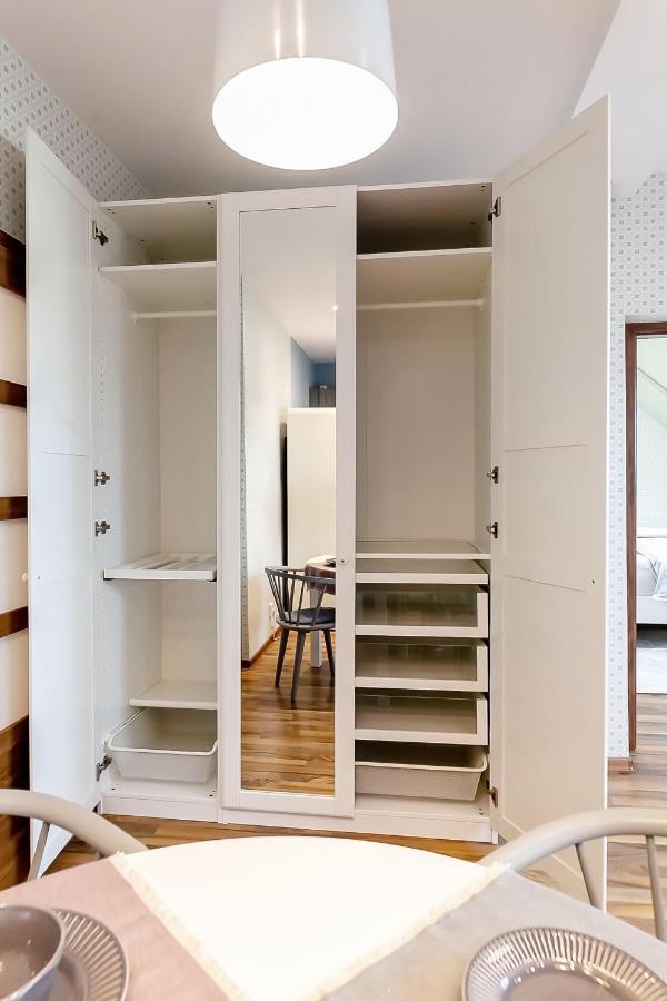 Attic Apartment On Waterfront / View / Netflix براغ المظهر الخارجي الصورة